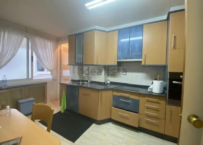 Apartamento Amplio En Coruna Cerca De Riazor